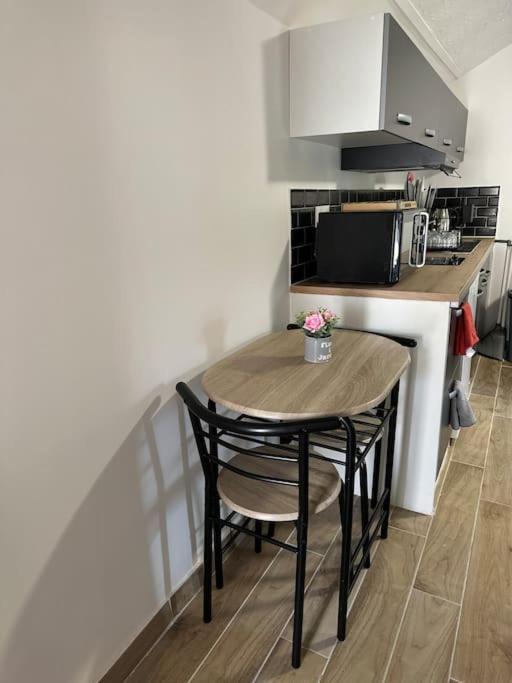 Charmante Studio Ligne 13 Tram 5 Saint Denis Pierrefitte-sur-Seine Zewnętrze zdjęcie