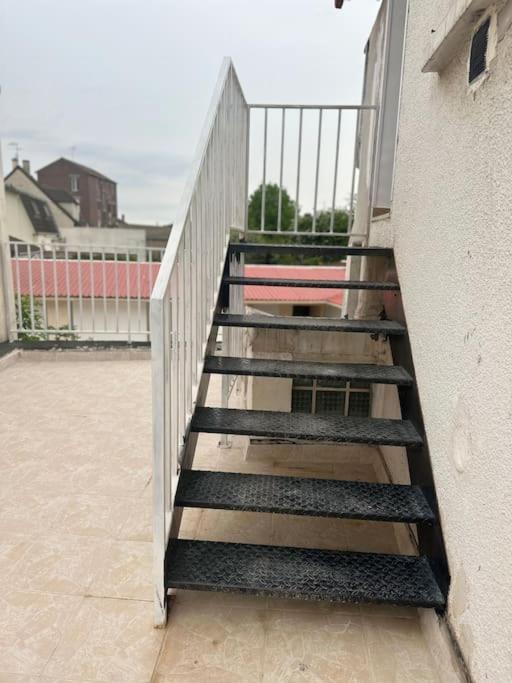 Charmante Studio Ligne 13 Tram 5 Saint Denis Pierrefitte-sur-Seine Zewnętrze zdjęcie